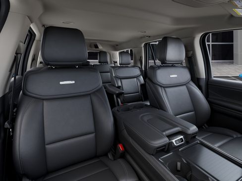 New 2027 Ford Expedition Platinum AWD/4WD image 10