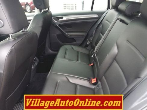 Used 2017 Volkswagen Golf Alltrack SE image 26