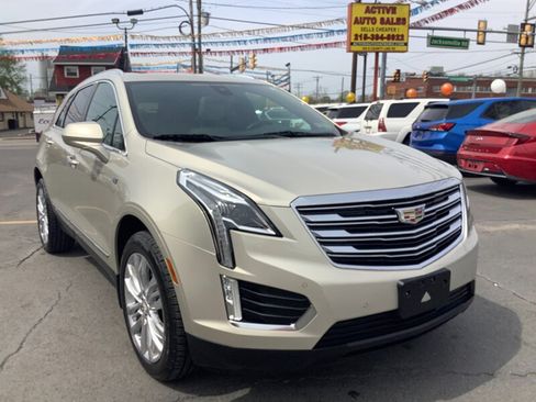 Used 2017 Cadillac XT5 Premium Luxury AWD/4WD image 1
