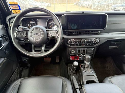 Used 2024 Jeep Wrangler Unlimited Rubicon 392 image 12