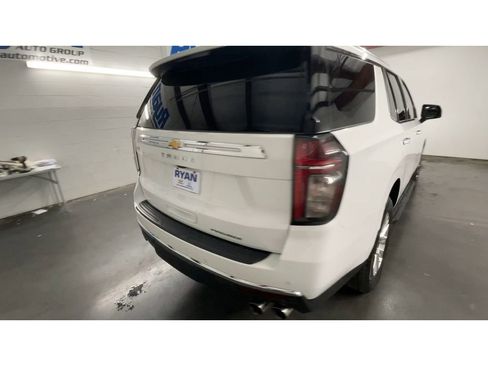 Used 2021 Chevrolet Tahoe Premier w/ Premium Package image 8