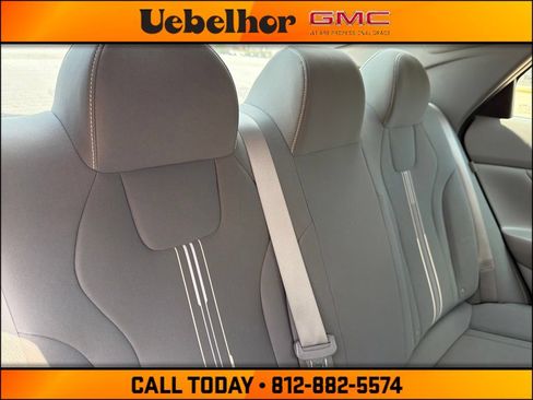 Used 2024 Hyundai Elantra SEL FWD image 5