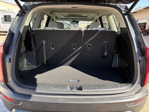 Used 2022 Kia Telluride EX w/ EX Premium Package image 29
