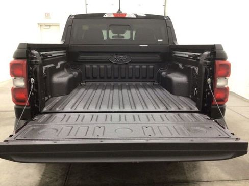 New 2025 Ford Maverick Lobo image 32