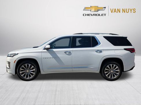 New 2023 Chevrolet Traverse Premier FWD image 8