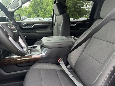 New 2026 GMC Sierra 1500 Elevation AWD/4WD image 5