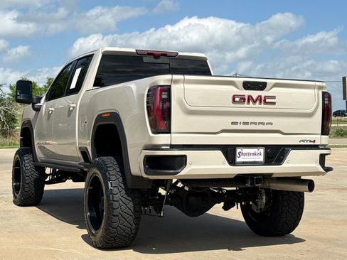 Used 2026 GMC Sierra 2500 AT4 w/ AT4 Premium Plus Package AWD/4WD image 6