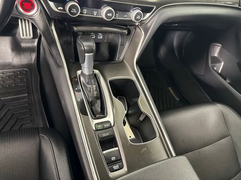 Used 2021 Honda Accord Sport image 18