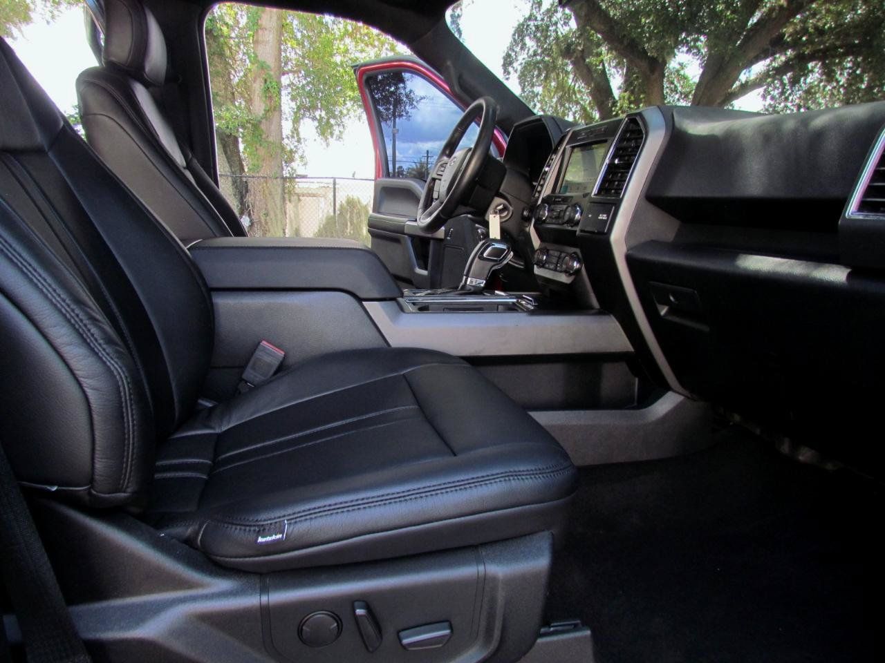 Used 2019 Ford F150 XLT w/ Equipment Group 302A Luxury AWD/4WD image 16