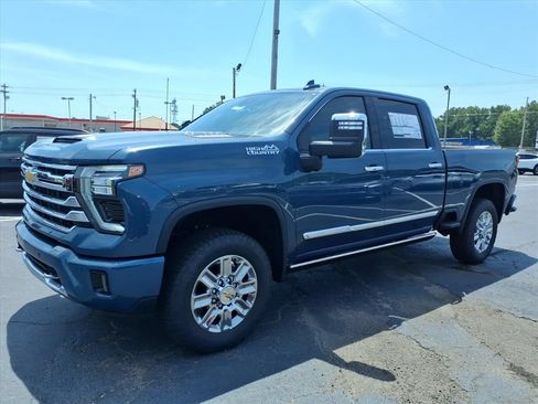 New 2026 Chevrolet Silverado 2500 High Country w/ Technology Package AWD/4WD image 8