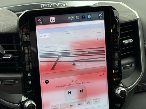 New 2026 RAM 2500 Laramie AWD/4WD image 13
