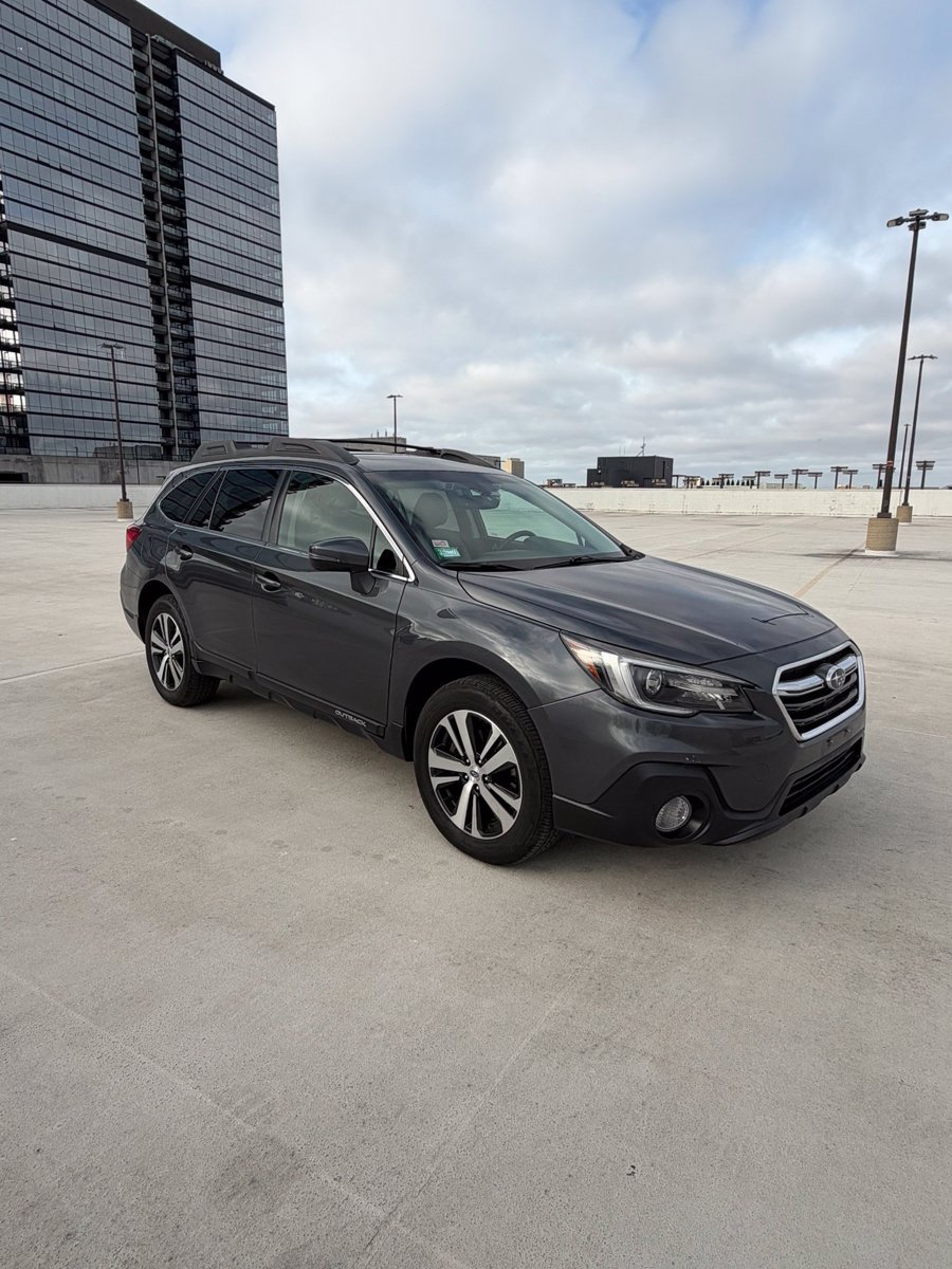 Used 2018 Subaru Outback 2.5i Limited AWD/4WD image 6