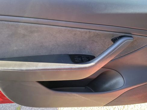 Used 2018 Tesla Model 3 Long Range image 12