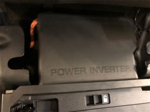 Used 2022 Ford F150 XLT w/ Equipment Group 302A High image 33