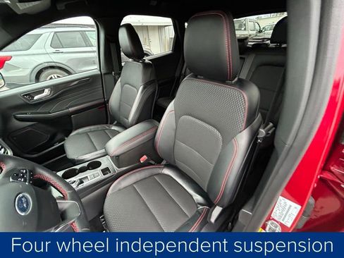 Used 2025 Ford Escape ST-Line Elite image 30