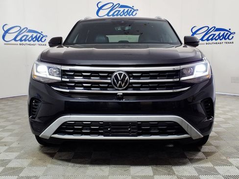Used 2020 Volkswagen Atlas Cross Sport SEL Premium AWD/4WD image 3