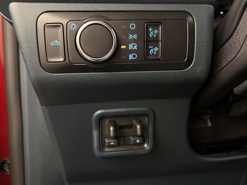 New 2025 Ford Maverick XLT w/ XLT Luxury Package image 23