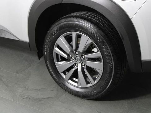 Certified 2025 Nissan Pathfinder SV AWD/4WD image 15