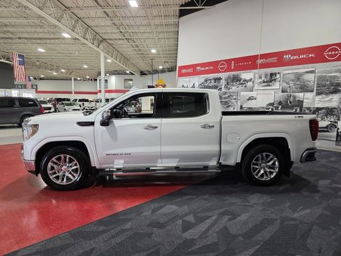 Used 2022 GMC Sierra 1500 SLT w/ SLT Premium Plus Package image 8
