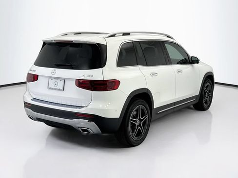 Used 2026 Mercedes-Benz GLB 250 4MATIC image 5