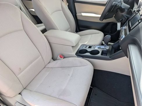 Used 2018 Subaru Outback 2.5i AWD/4WD image 28