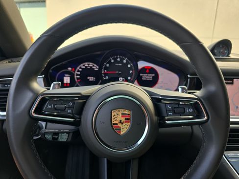 Certified 2023 Porsche Panamera image 21