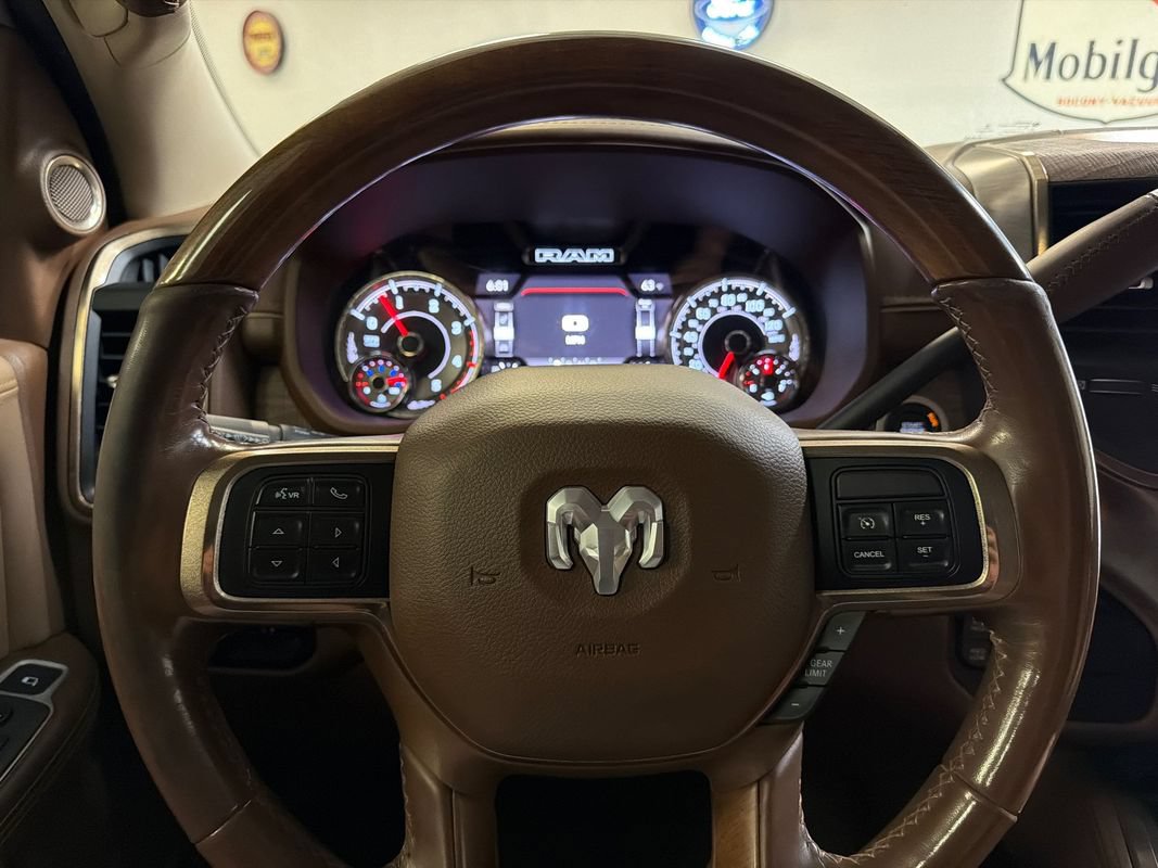 Used 2022 RAM 2500 Limited AWD/4WD image 17