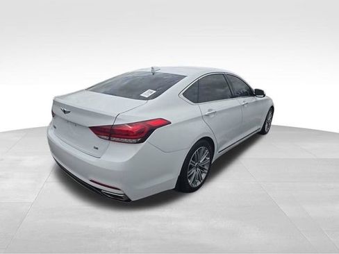 Used 2018 Genesis G80 3.8 RWD image 3