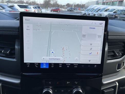 Used 2024 Ford Expedition XLT image 19