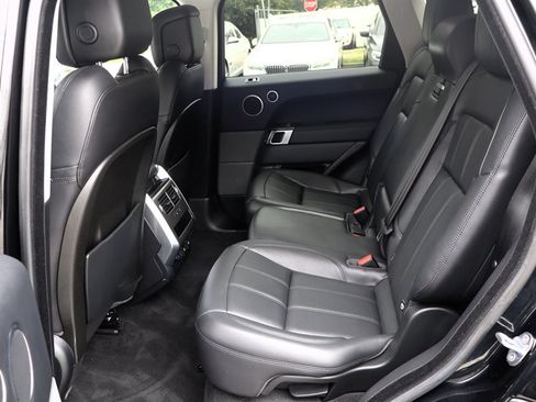 Used 2018 Land Rover Range Rover Sport SE AWD/4WD image 25