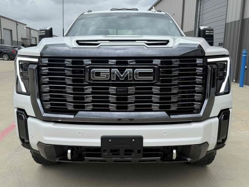 Used 2024 GMC Sierra 2500 Denali Ultimate AWD/4WD image 31