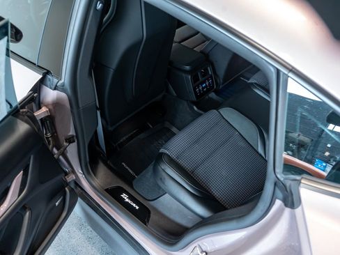 Certified 2025 Porsche Taycan RWD image 24