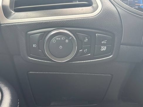 Used 2024 Ford Edge SEL w/ Sport Appearance Package AWD/4WD image 17