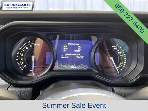 Used 2025 Jeep Wrangler Unlimited Sahara w/ Safety Group AWD/4WD image 23
