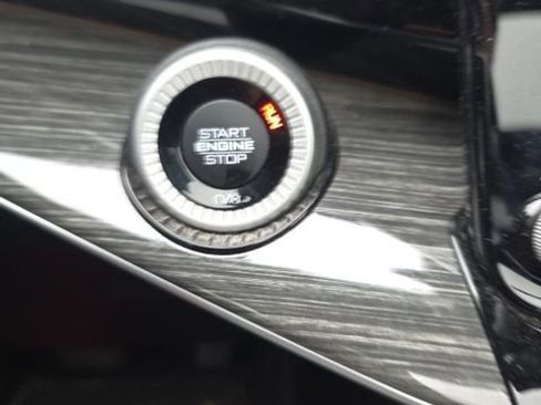 Used 2022 Jeep Wagoneer Series III w/ Premium Group I image 21