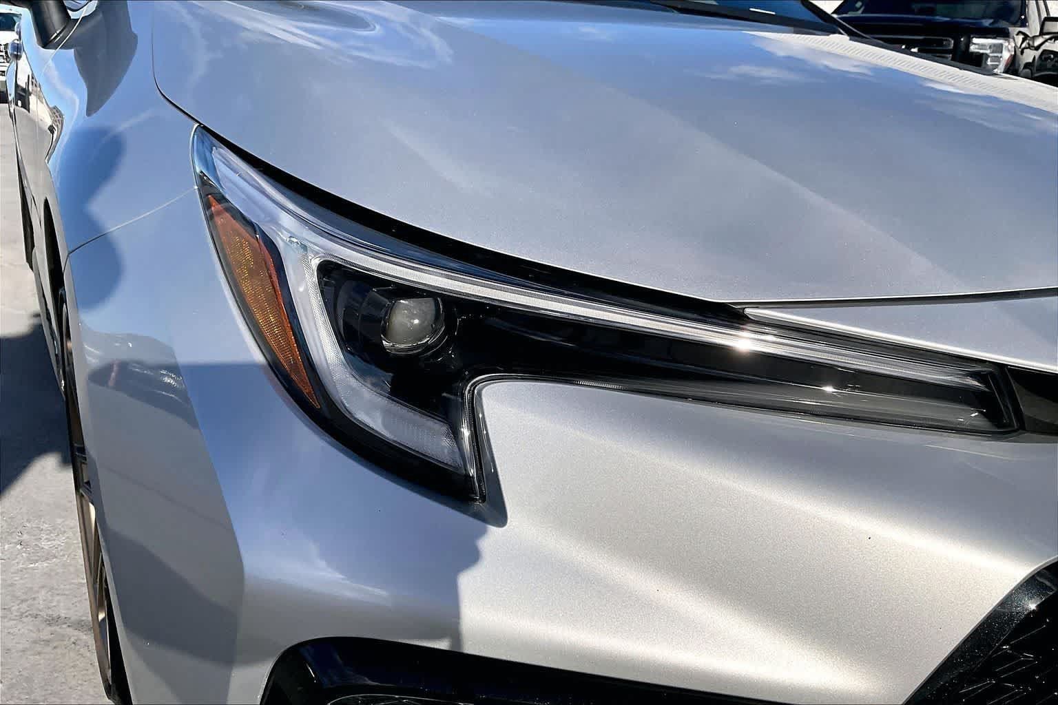 Used 2024 Toyota Corolla Hybrid Sedan FWD image 31