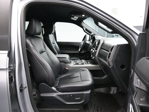 Used 2021 Ford Expedition XLT RWD image 13