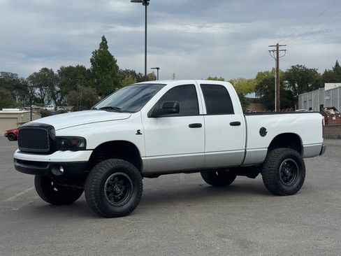 Used 2003 Dodge Ram 2500 Truck ST AWD/4WD image 2