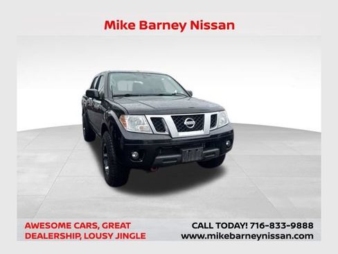 Used 2017 Nissan Frontier PRO-4X AWD/4WD image 1