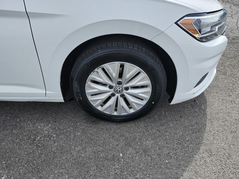 Used 2019 Volkswagen Jetta S w/ Driver Assistance Package image 9