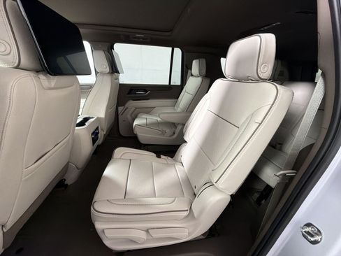 New 2026 GMC Yukon XL Denali w/ Denali Reserve Package AWD/4WD image 25