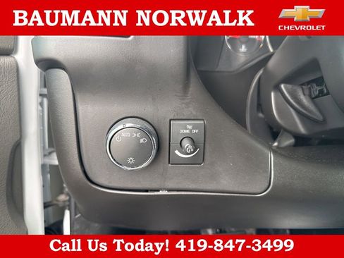 Used 2024 Chevrolet Express 3500 LT w/ LT Preferred Equipment Group image 9