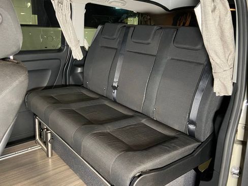 Used 2021 Mercedes-Benz Metris Passenger image 18