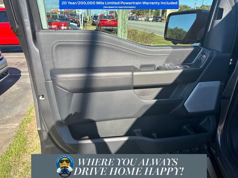 New 2025 Ford F150 Lariat w/ Equipment Group 502A High image 9