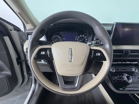 Used 2021 Lincoln Corsair FWD w/ Premium Package image 2