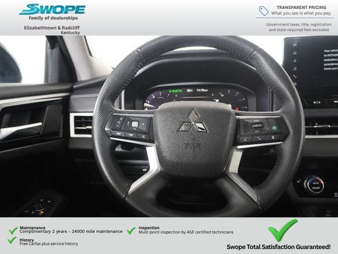 Used 2025 Mitsubishi Outlander SE AWD/4WD image 17