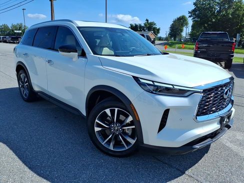 Used 2025 INFINITI QX60 Luxe AWD/4WD image 2