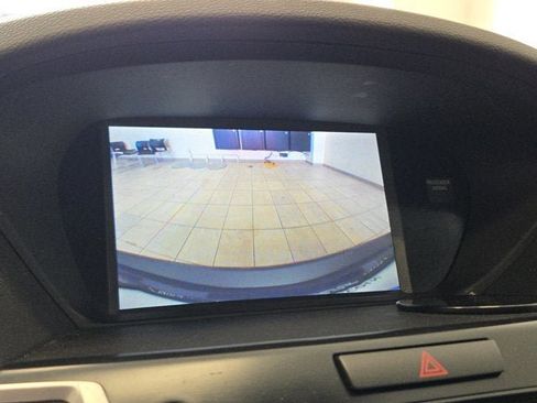 Used 2017 Acura TLX V6 w/ Technology Package FWD image 28