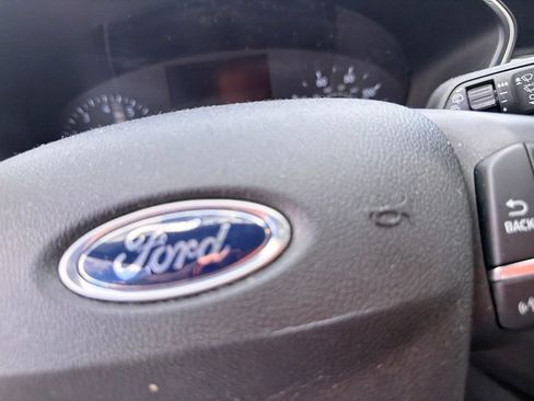 Used 2022 Ford Escape SE FWD image 16
