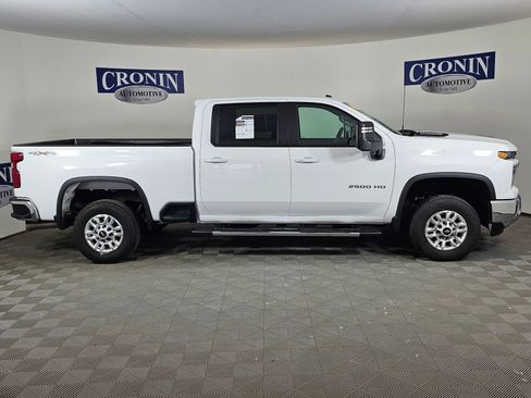 Used 2025 Chevrolet Silverado 2500 LT w/ Convenience Package AWD/4WD image 27